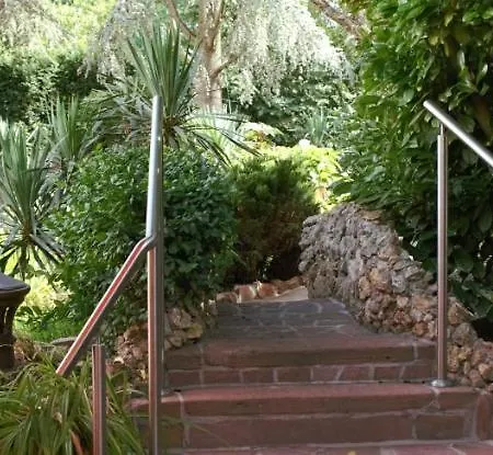 Winzergarten Hotel-restaurant 3*