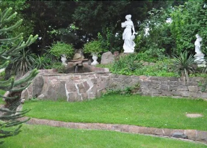 Отель Winzergarten Hotel-restaurant