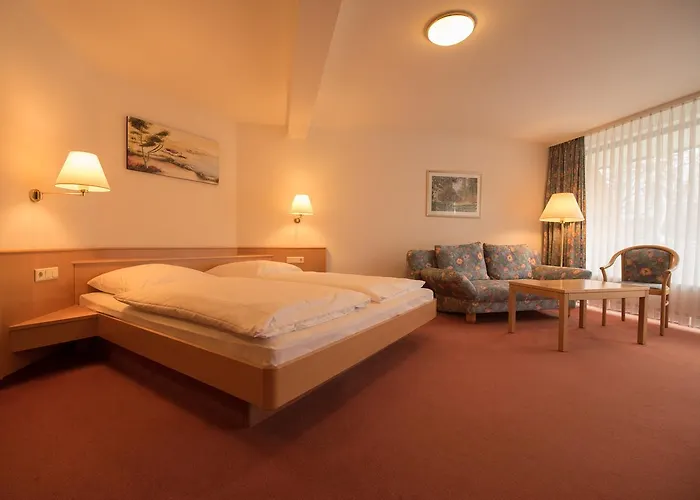 Winzergarten Hotel-restaurant Отель Гроскарлбах